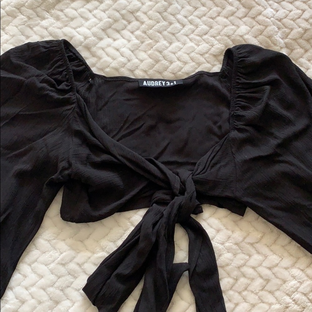 Black tie up Crop top